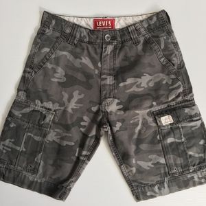 LEVI'S CARGO SHORT CAMO GRAY SIZE 32